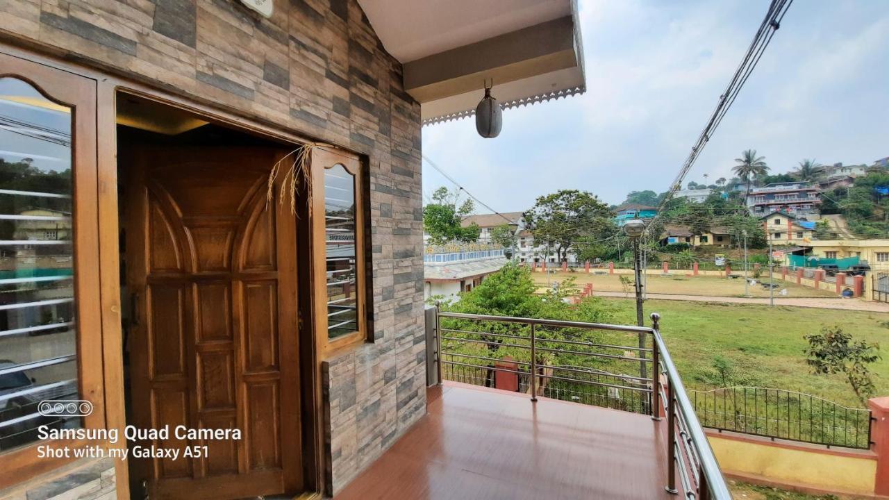 Varam Homestay Madikeri Εξωτερικό φωτογραφία